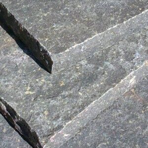 BASALT FLAMED HAND CUT EDGES PAVING