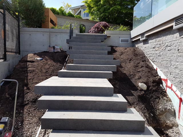 BASALT FLAMED STEPS